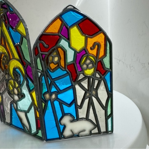 Vintage Stained Glass Look Christmas Nativity Scene Suncatcher - Picture 5 of 9